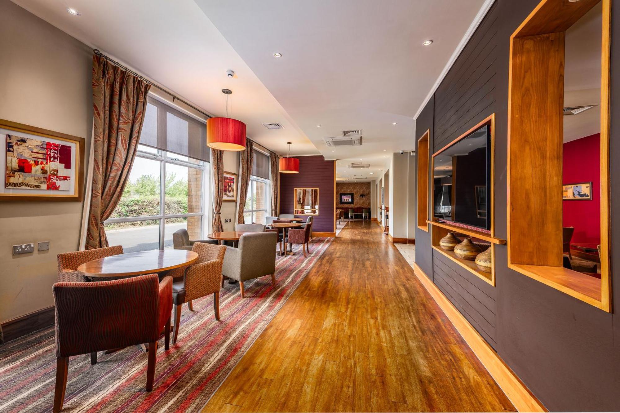 Milestone Peterborough Hotel A1M, Sure Hotel Collection By Best Western Stilton Экстерьер фото