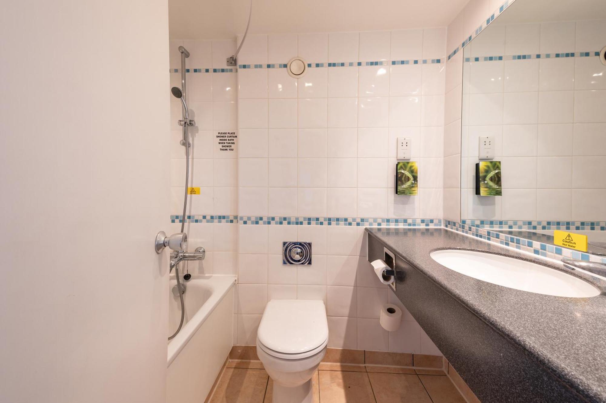 Milestone Peterborough Hotel A1M, Sure Hotel Collection By Best Western Stilton Экстерьер фото