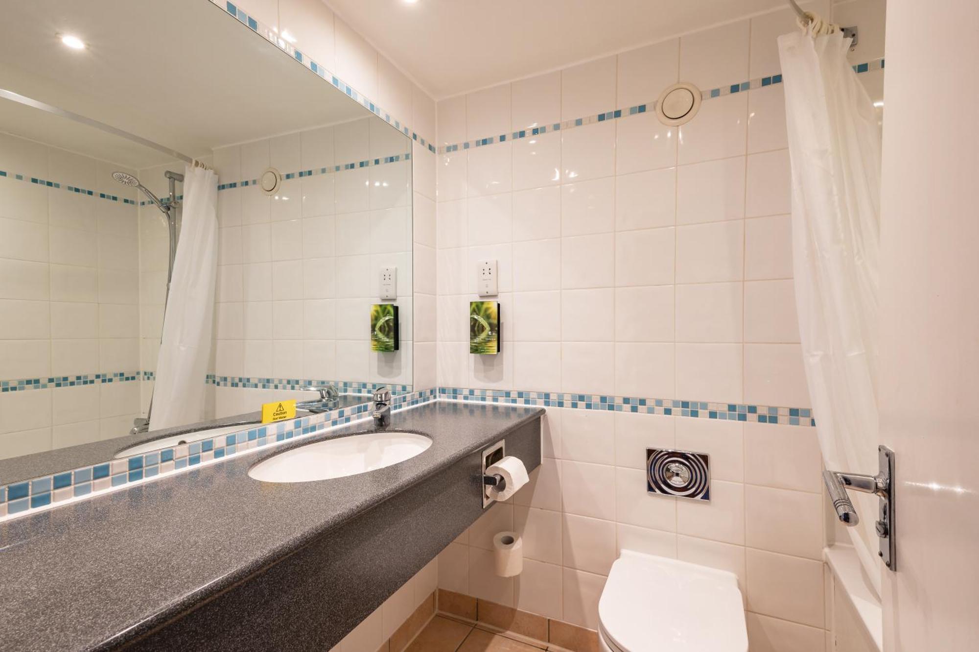Milestone Peterborough Hotel A1M, Sure Hotel Collection By Best Western Stilton Экстерьер фото