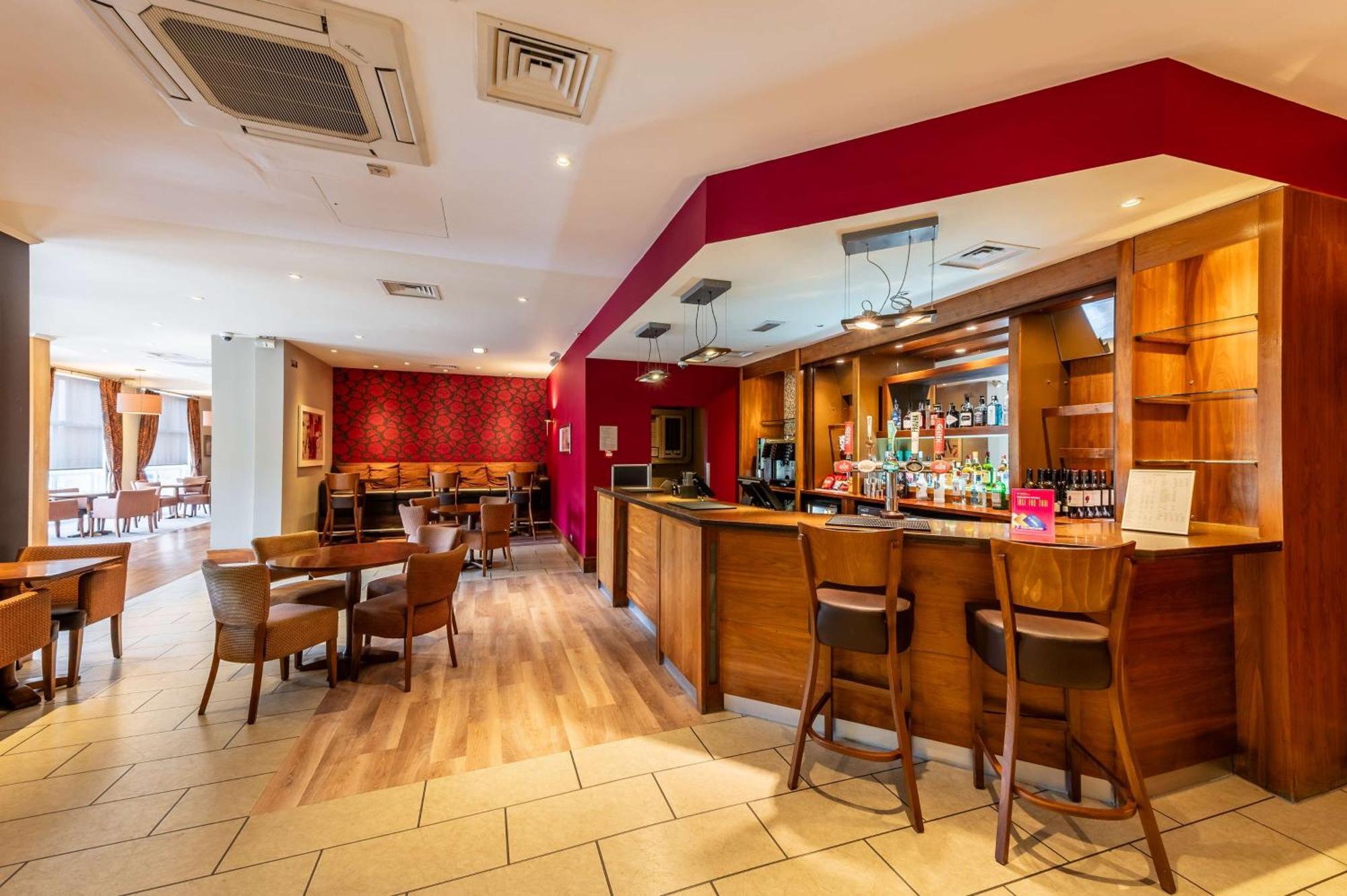 Milestone Peterborough Hotel A1M, Sure Hotel Collection By Best Western Stilton Экстерьер фото