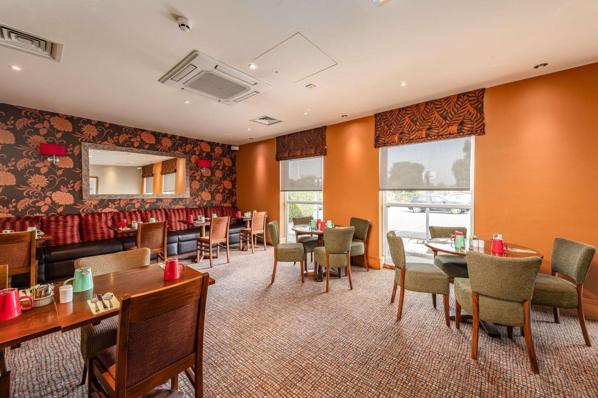 Milestone Peterborough Hotel A1M, Sure Hotel Collection By Best Western Stilton Экстерьер фото